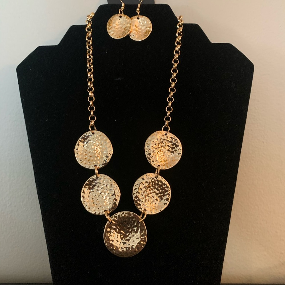 Gold necklace